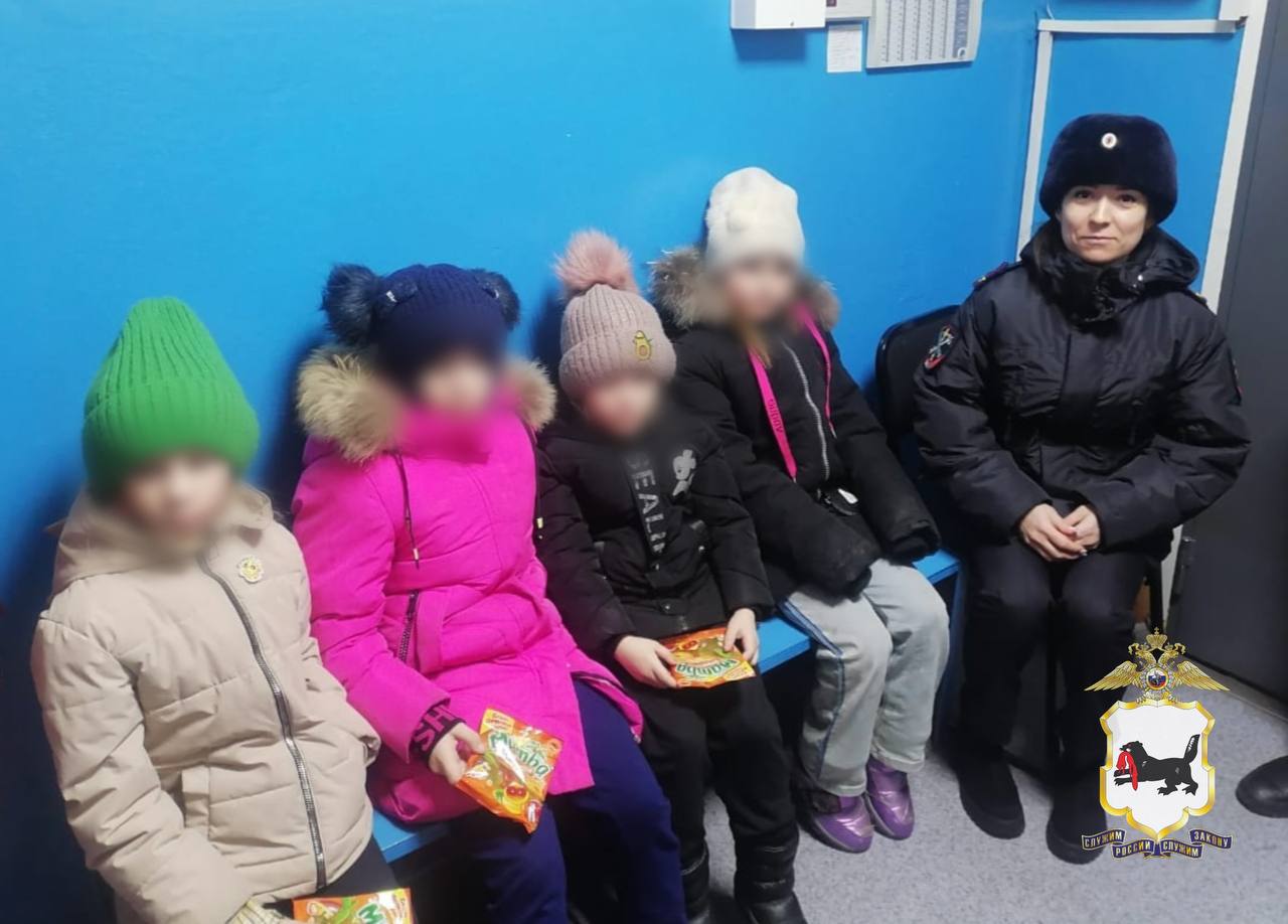 Трех девочек 7, 9 и 11 лет потеряли в Чуне