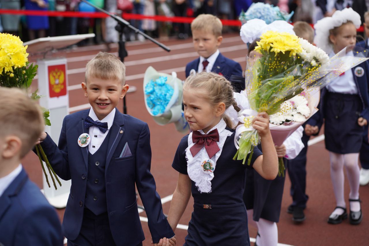 Черновик заявления для записи ребенка в 1 класс уже можно создать на Госуслугах