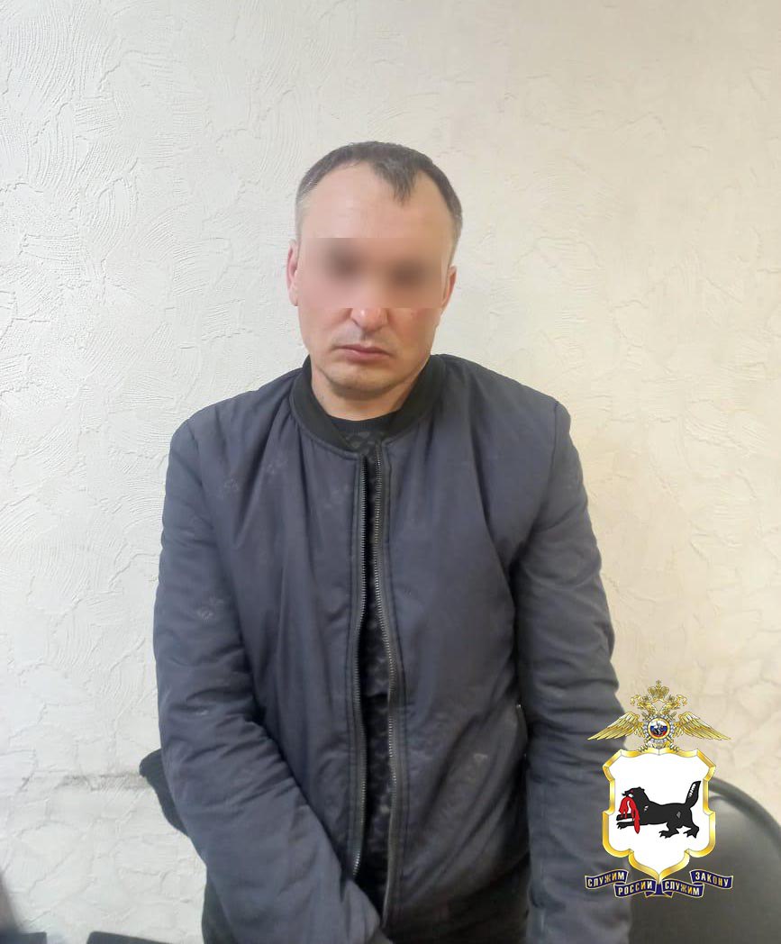 Мужчина, ударивший девочку бутылкой по лицу, задержан