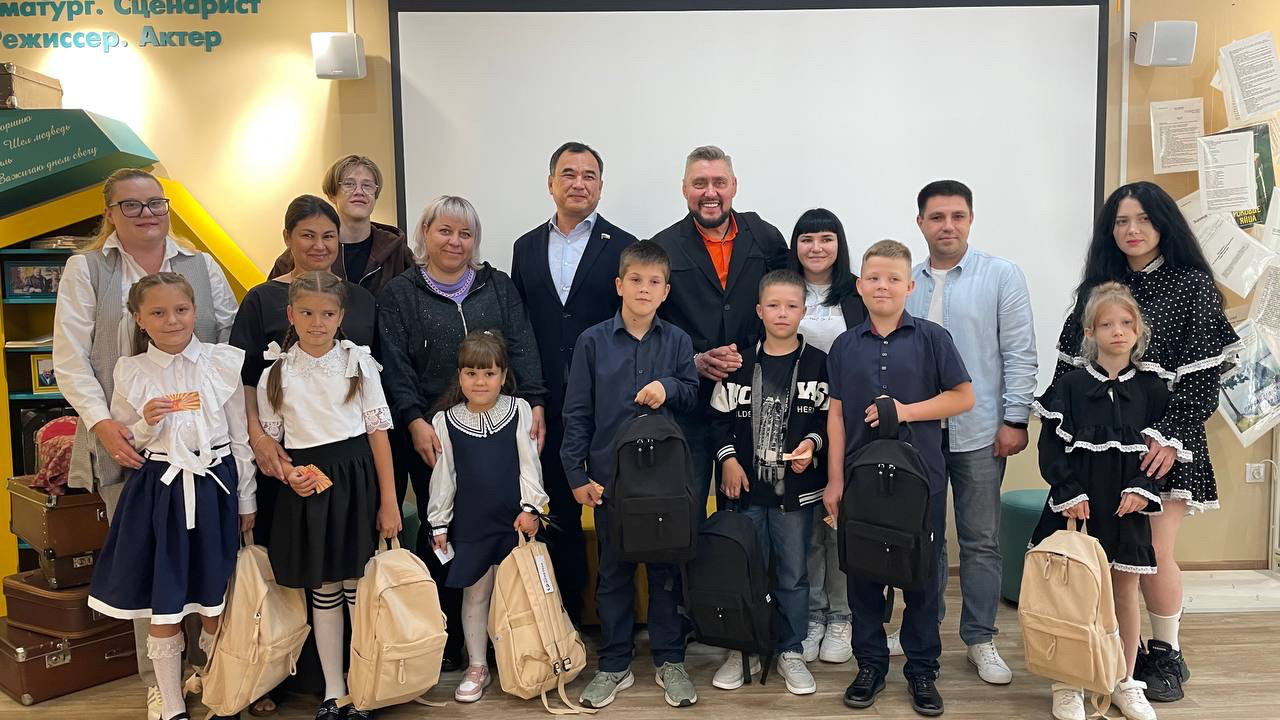 Мэр Черемхова Вадим Семенов с депутатом Госдумы Сергеем Теном оценили дорожный ремонт в городе шахтеров