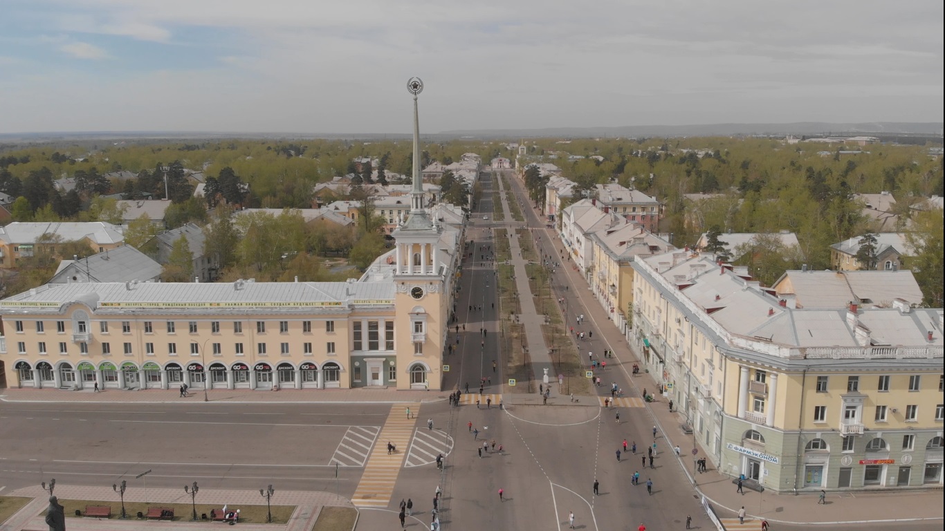 В Ангарске в многодетной семье отчим избивал детей и их мать