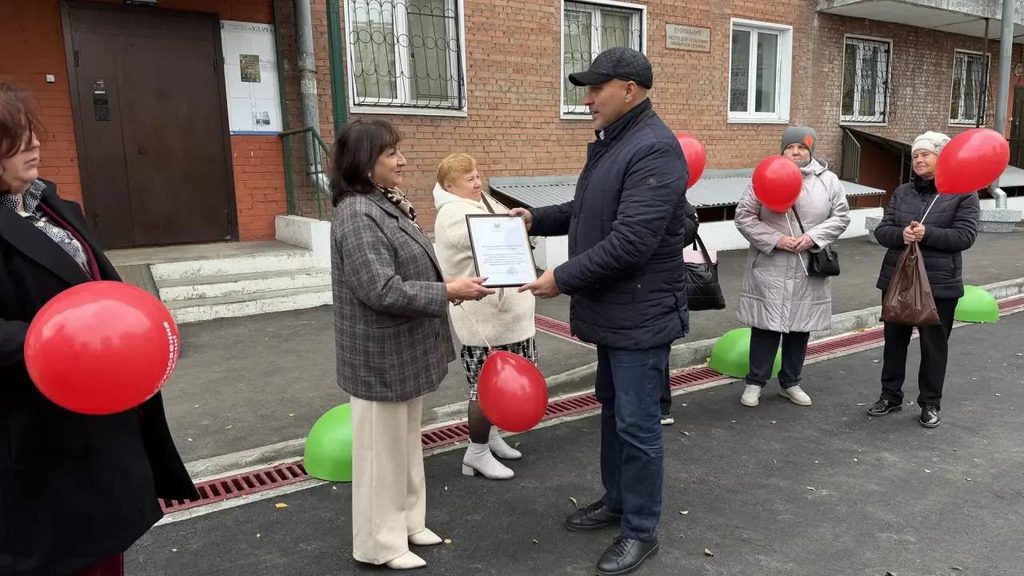 Итоги благоустройства подводят депутаты Думы Иркутска (фоторепортаж)