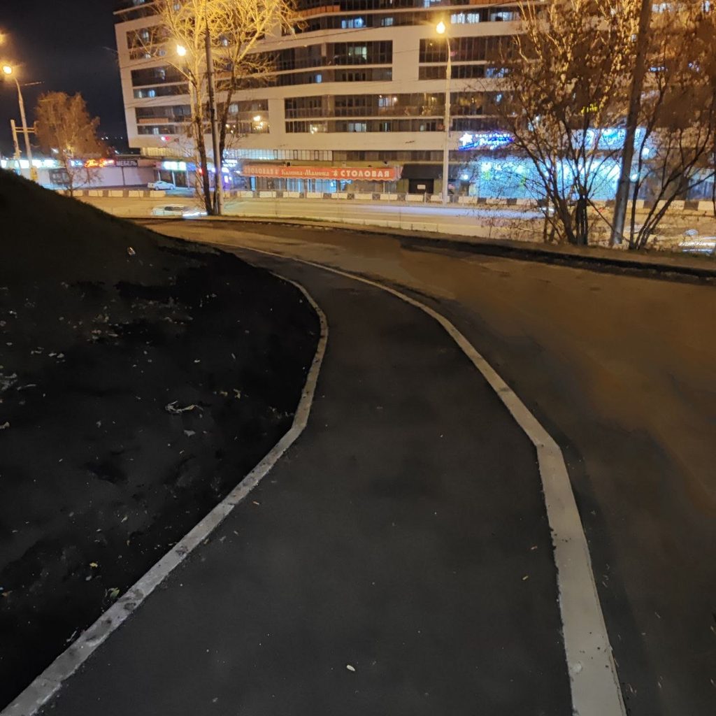 Ремонт дорог и дворов завершается на депутатских округах (фоторепортаж)